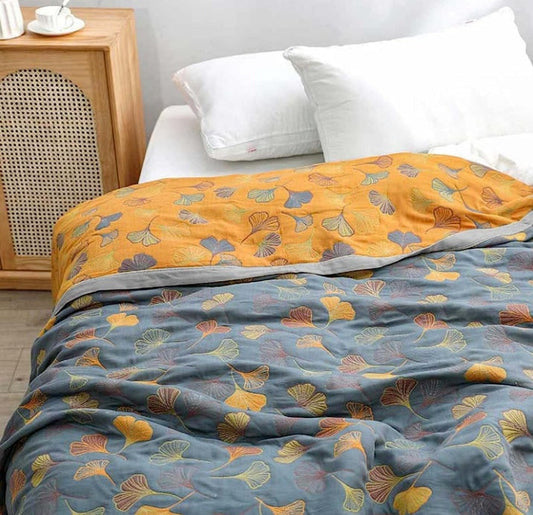 Stylish Leaf Throw Blanket for Home Decor - Indoor & Outdoor Use
