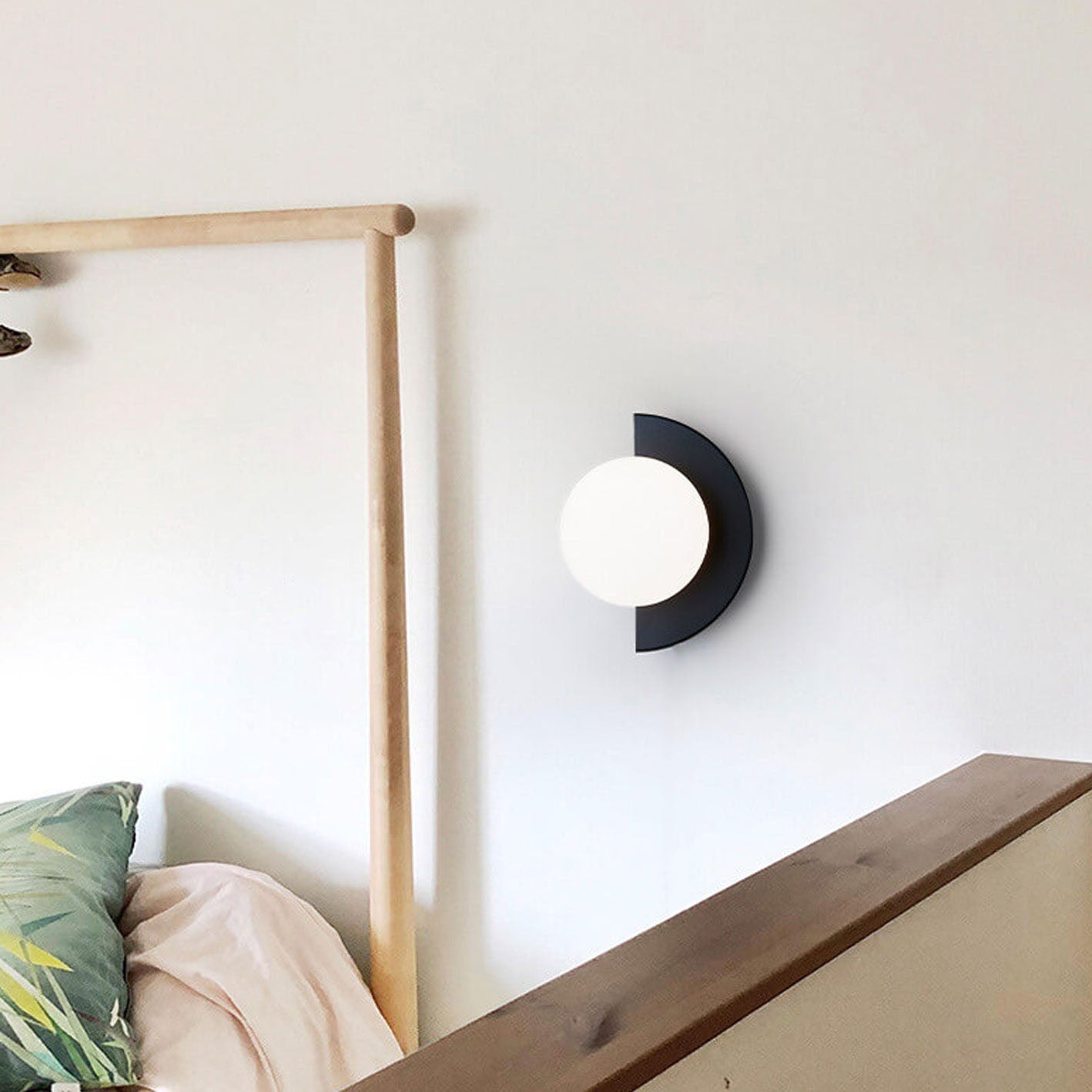 Modern Minimalist Colorful Glass Sphere Semicircle 1-Light Wall Sconce Lamp