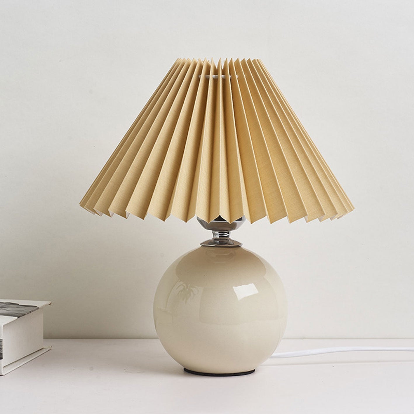 Nordic Minimalist Ceramic Table Lamp Pleated Shade 1-Light