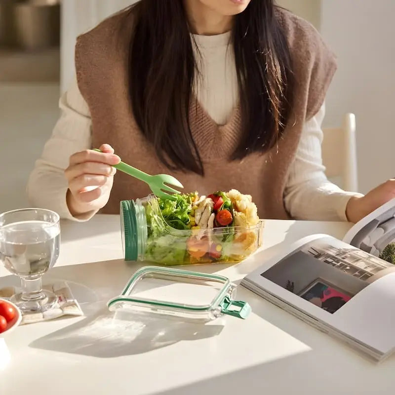 Airtight Glass Salad Dish with Side Entry Twist Lid