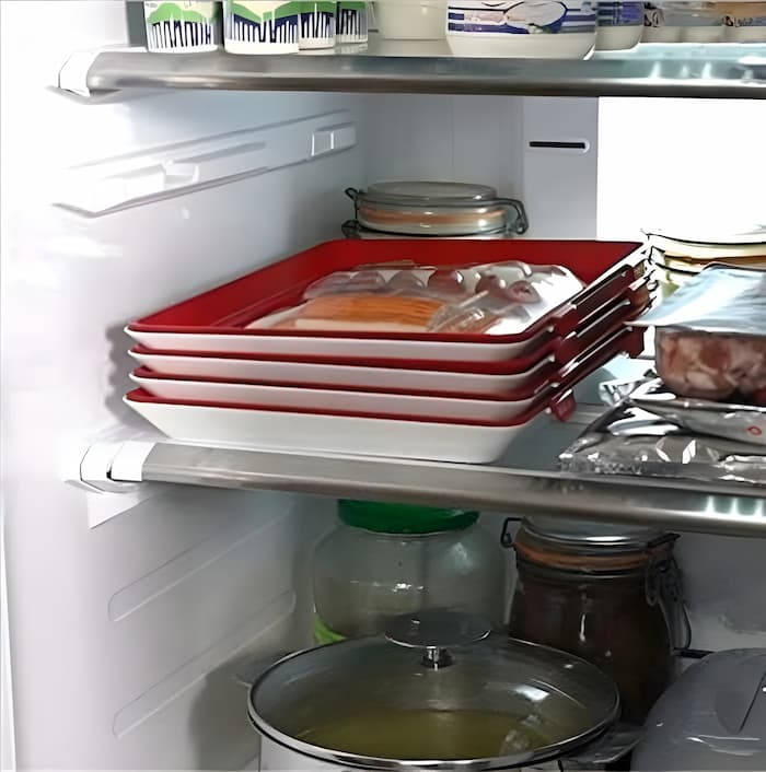 Storage Plate for Prolonged Food Freshness with Stretch Seal Film