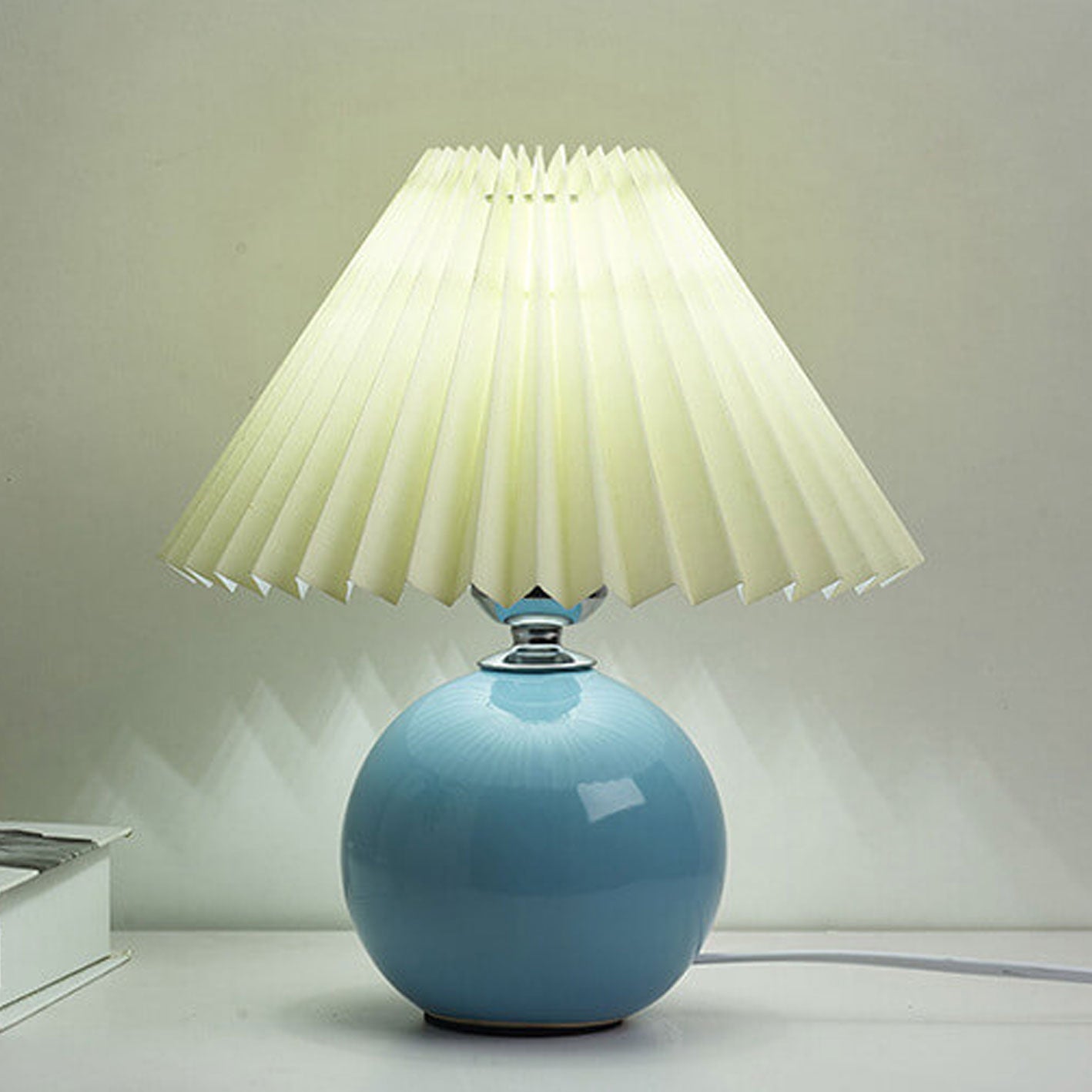 Nordic Minimalist Ceramic Table Lamp Pleated Shade 1-Light