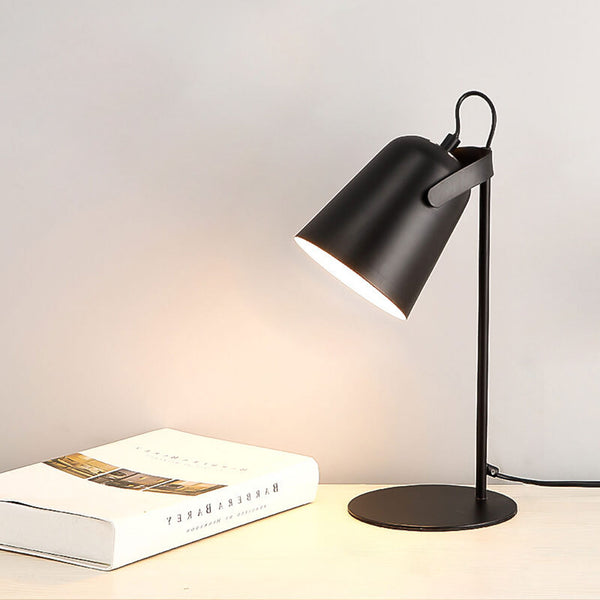 Nordic Style Macaron Color Creative Iron Bucket 1-Light Table Lamp
