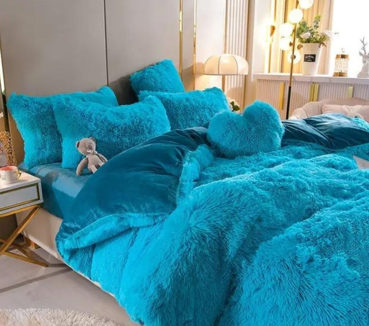 Luxury Plush Duvet Cover with Zipper Closure and Corner Straps-Orizon Depot