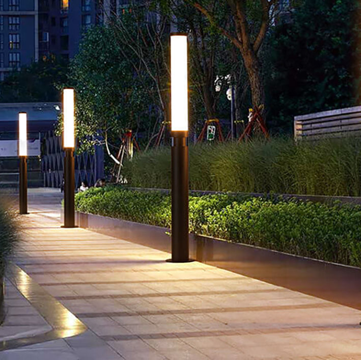 Modern Acrylic LED Lawn Lamp Creative Lipstick-Outdoor Waterproof Design