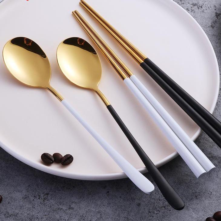 Korean Chopsticks - Elegant and Durable Dining Utensils-Orizon Depot