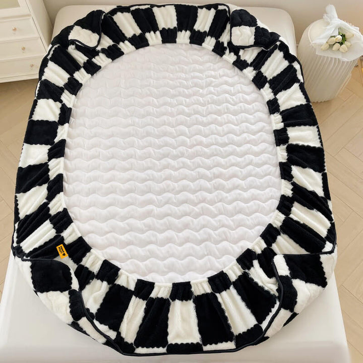 Milk Velvet Checked Fitted Sheet Mattress Cover for Cozy Bedding-Orizon Depot