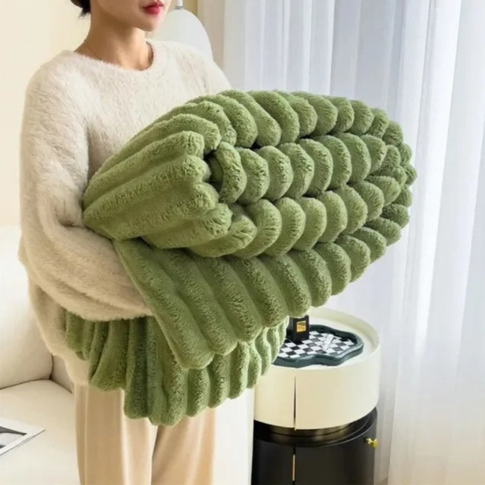 Cozy Striped Plush Blanket for Home Use - Indoor & Outdoor Use