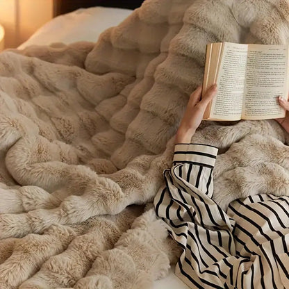 Cozy Ultra-Soft Throw Blanket for Ultimate Comfort - Outdoor Decor