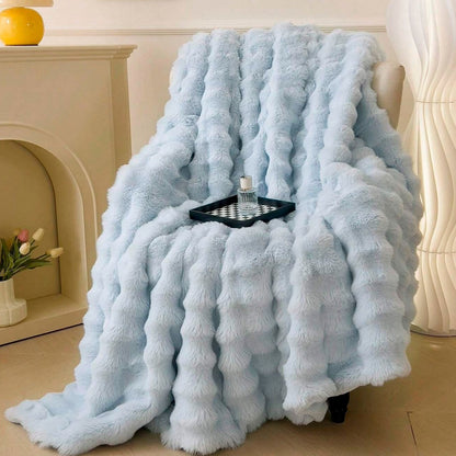 Cozy Ultra-Soft Throw Blanket for Ultimate Comfort - Outdoor Decor
