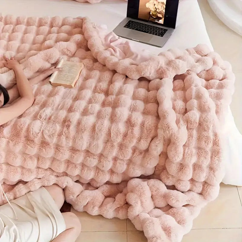 Cozy Ultra-Soft Throw Blanket for Ultimate Comfort - Outdoor Decor