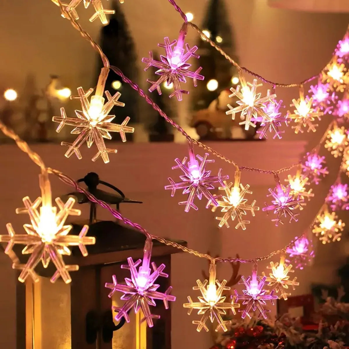 Christmas's LED Snowflake String Lights for Indoor & Outdoor Decor