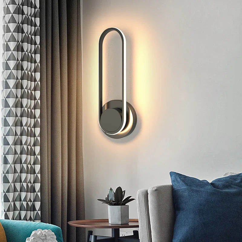 Contemporary LED Wall Light | 330° Rotating Aluminum Fixture