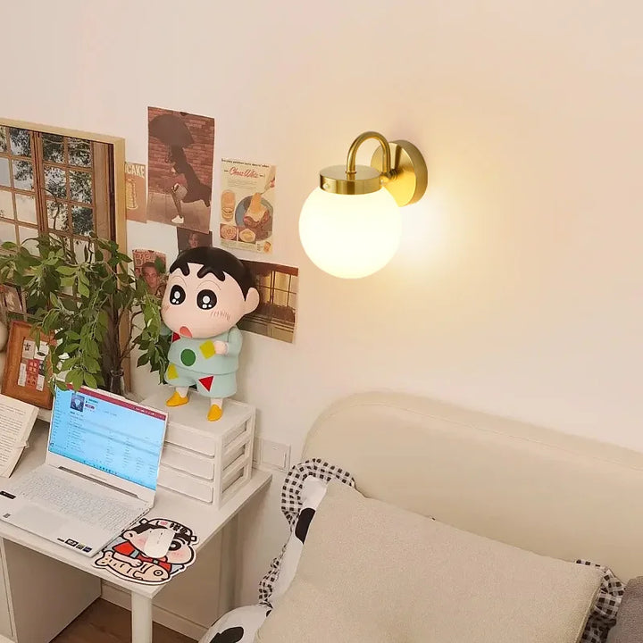 Modern Chrome Wall Lamp | Minimalist Design for Contemporary Spaces