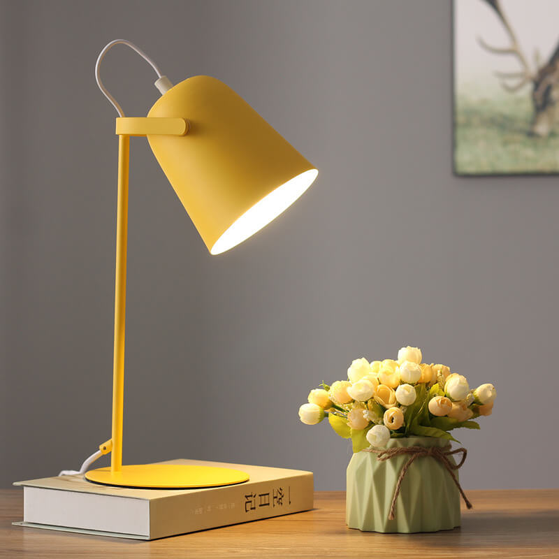 Nordic Style Macaron Color Creative Iron Bucket 1-Light Table Lamp