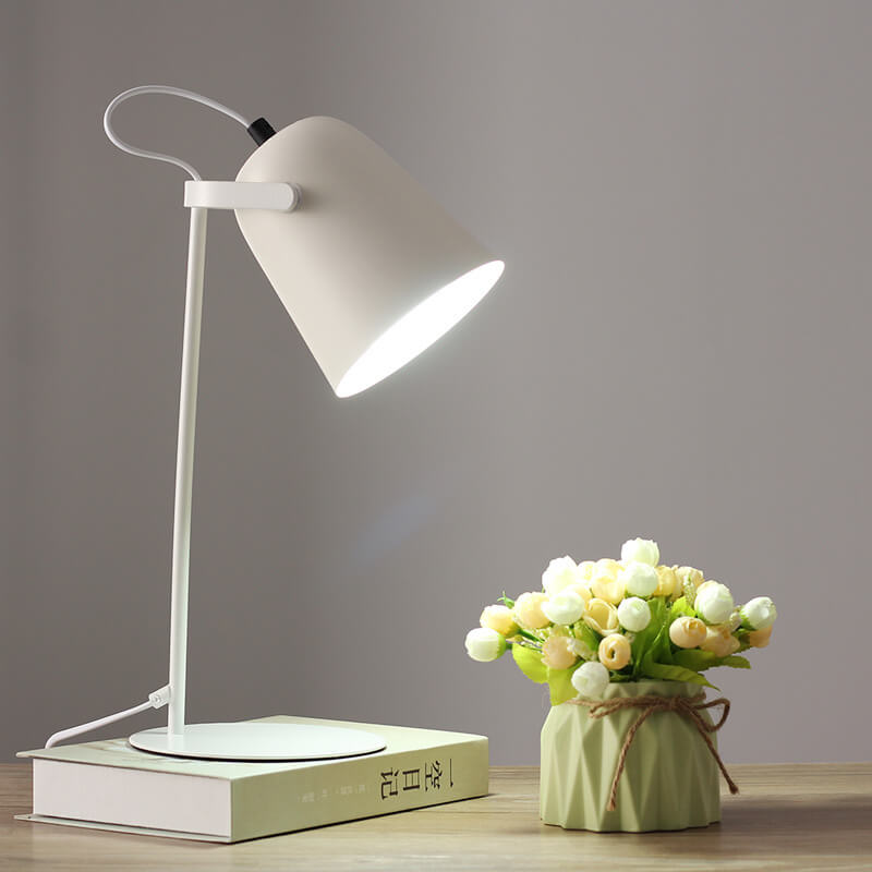 Nordic Style Macaron Color Creative Iron Bucket 1-Light Table Lamp