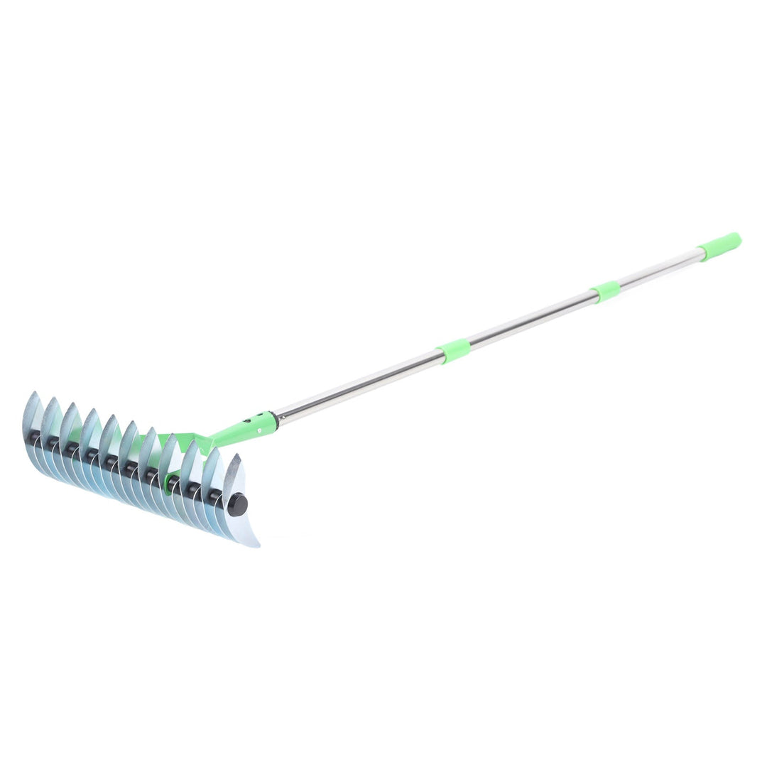 Long Reach Thatch Rake for Efficient Dethatching of Dead Grass