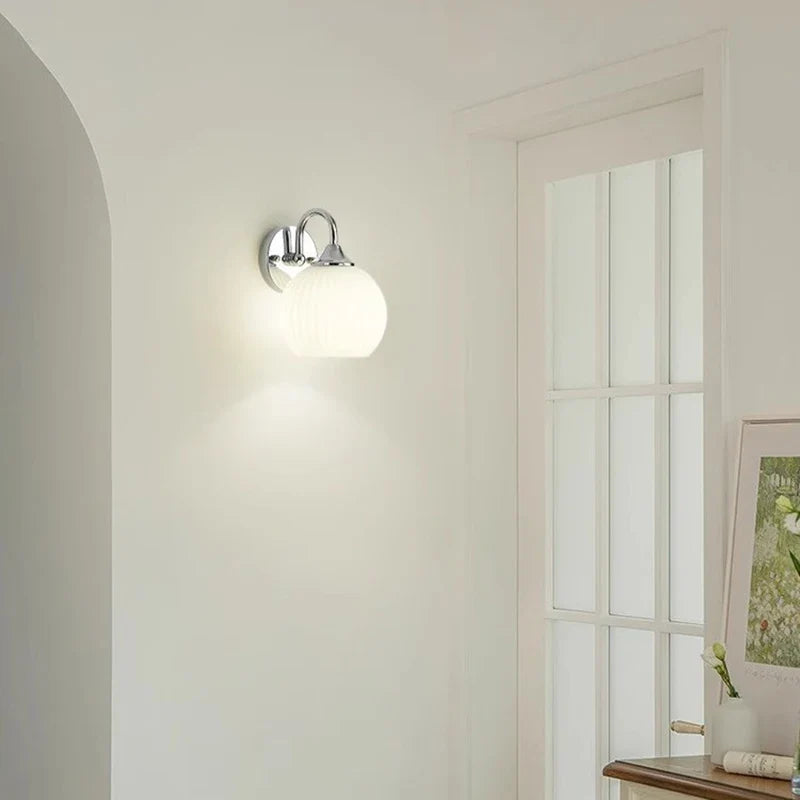 Modern Chrome Wall Lamp | Minimalist Design for Contemporary Spaces