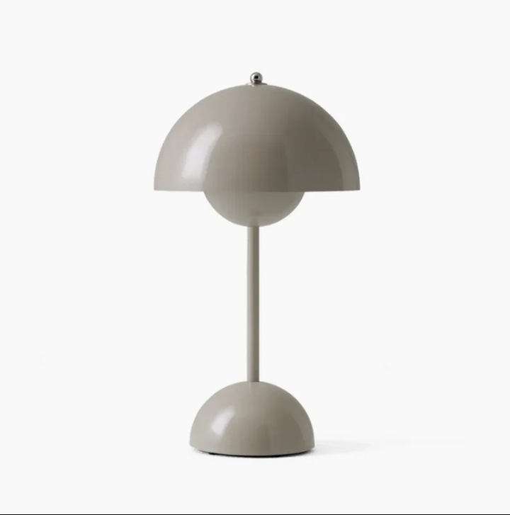 Scandinavian Design Modern Touch Table Lamp for Home Decor