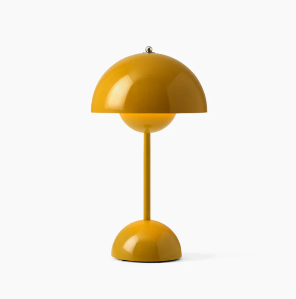 Scandinavian Design Modern Touch Table Lamp for Home Decor