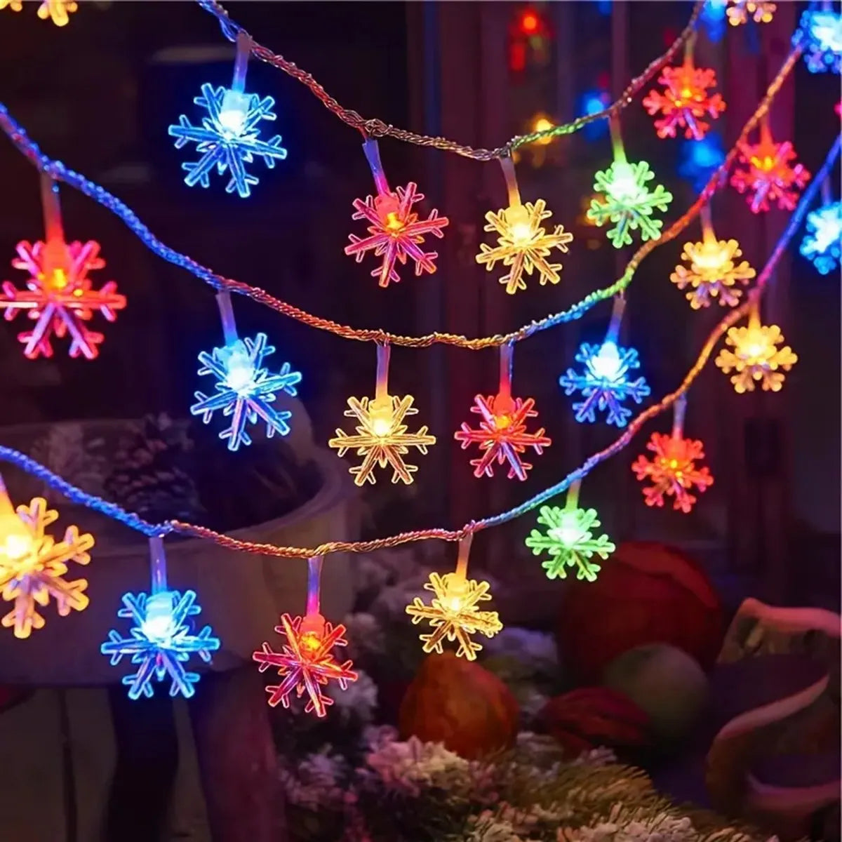Christmas's LED Snowflake String Lights for Indoor & Outdoor Decor