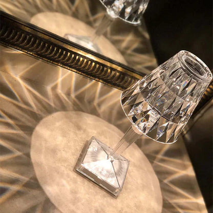 Elegant Crystal Table Lamp for Home Decor and Lighting Solutions