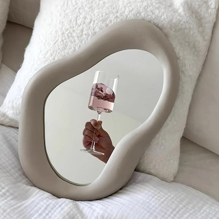 Deformed Mirror for Enhanced Reflection and Clarity-Orizon Depot