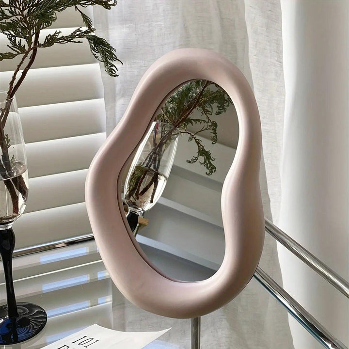 Deformed Mirror for Enhanced Reflection and Clarity-Orizon Depot