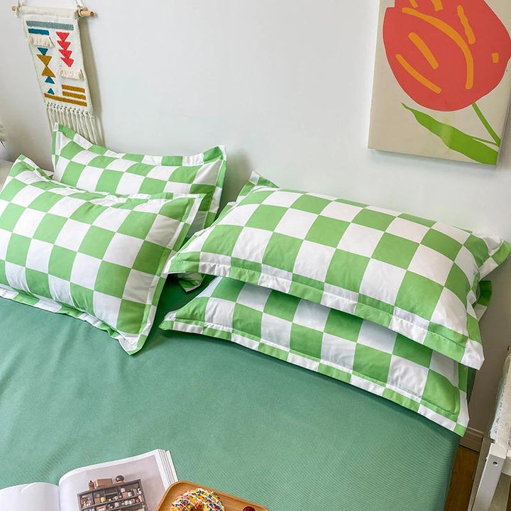 Checked Bedding Set for Cozy Bedroom Decor-Orizon Depot