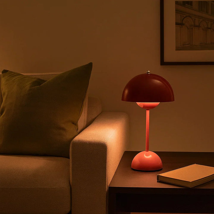 Scandinavian Design Modern Touch Table Lamp for Home Decor