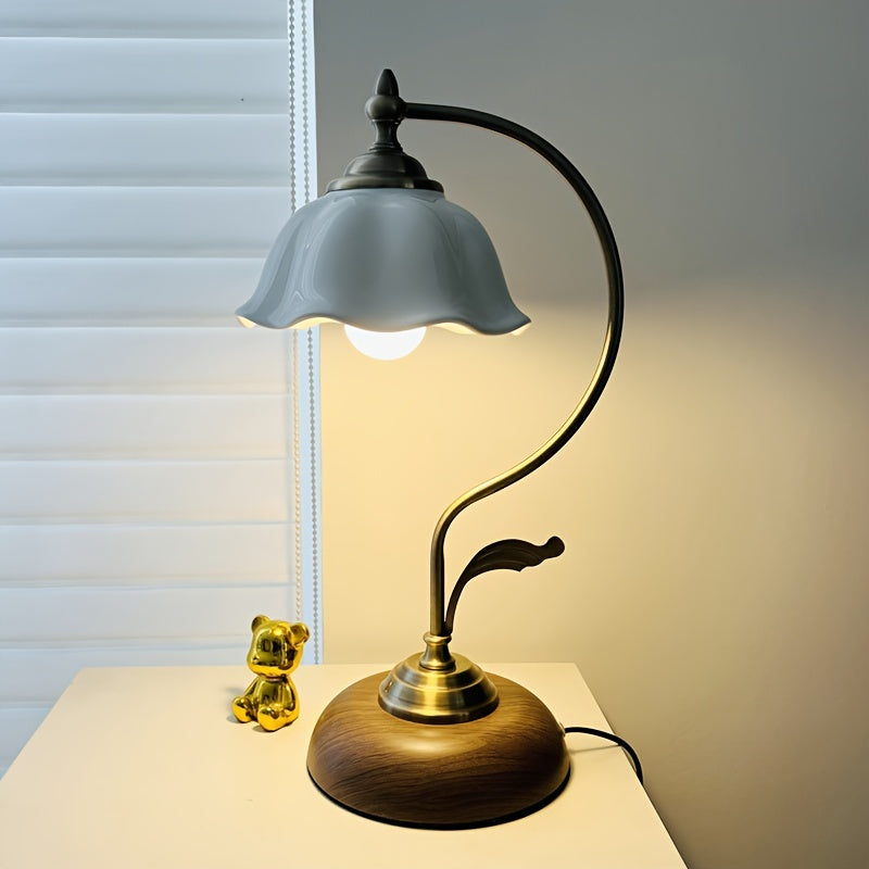 Antique Brass Goose Neck Table Lamp | USB Bedside Light