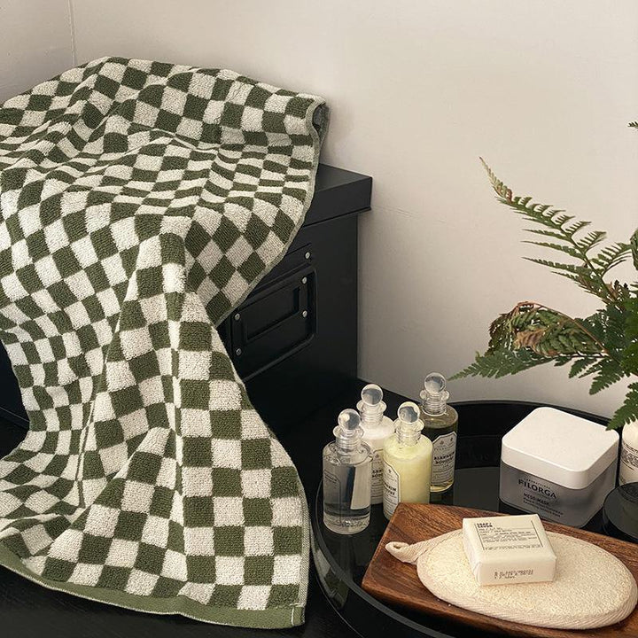 Classic Checkerboard Towel Set - Stylish and Absorbent Towels-Orizon Depot