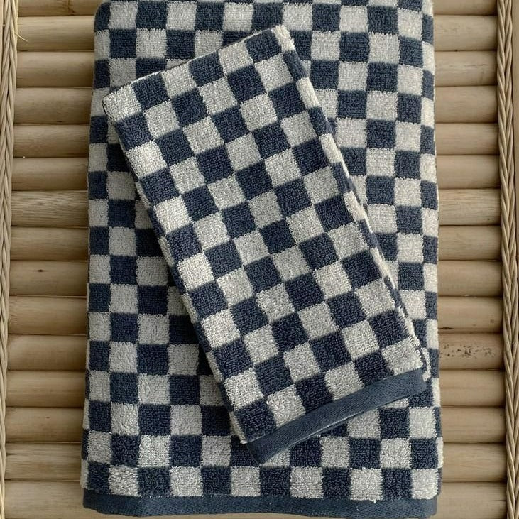 Classic Checkerboard Towel Set - Stylish and Absorbent Towels-Orizon Depot