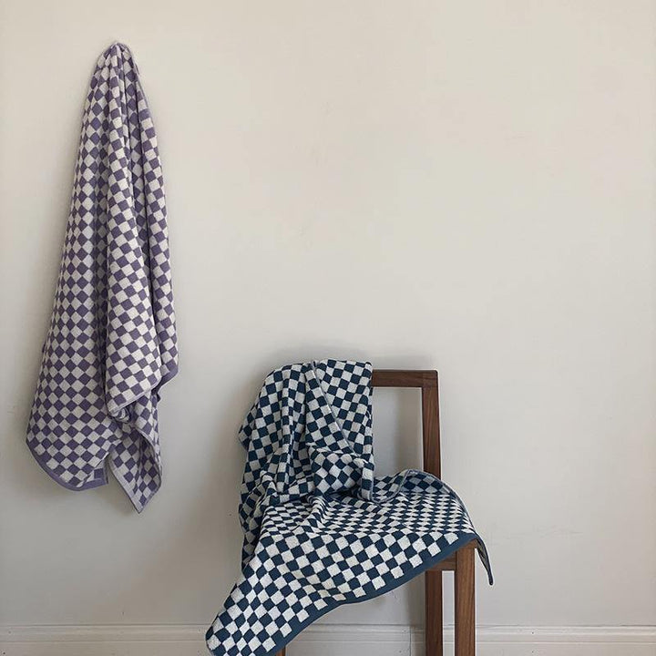 Classic Checkerboard Towel Set - Stylish and Absorbent Towels-Orizon Depot