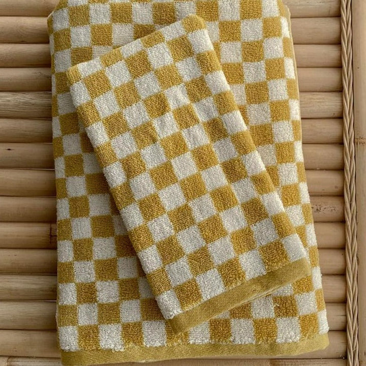 Classic Checkerboard Towel Set - Stylish and Absorbent Towels-Orizon Depot