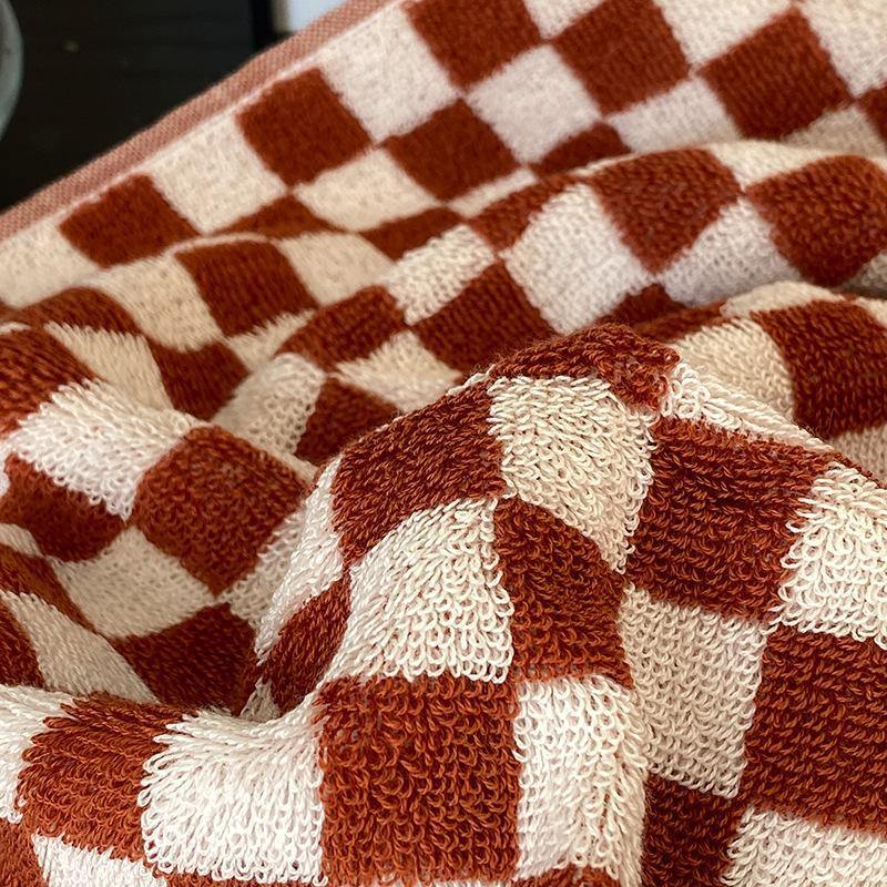 Classic Checkerboard Towel Set - Stylish and Absorbent Towels-Orizon Depot