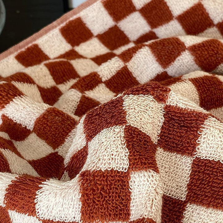 Classic Checkerboard Towel Set - Stylish and Absorbent Towels-Orizon Depot