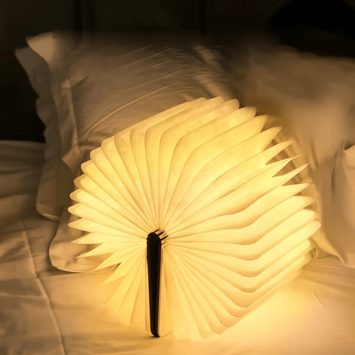 Foldable 360° Rechargeable Table Lamp for Versatile Lighting