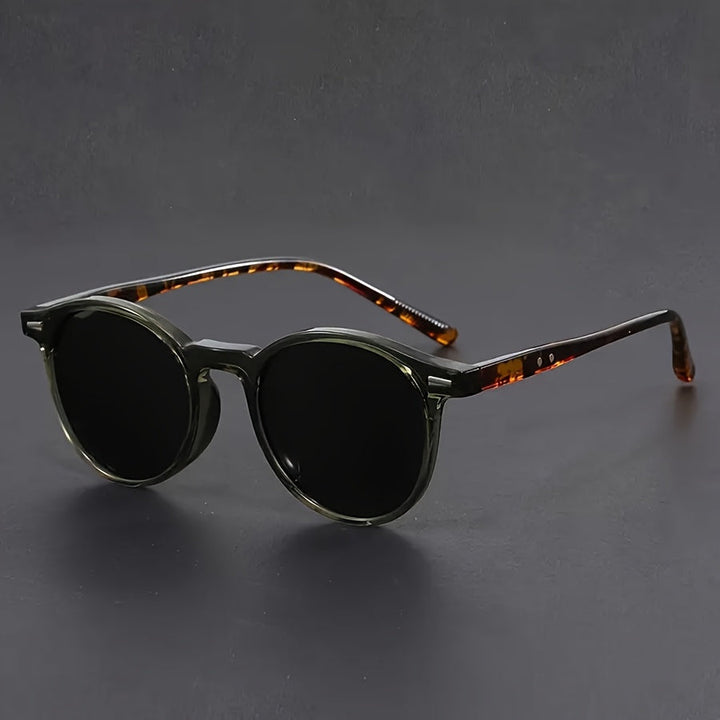 Retro Round Tortoiseshell Men's Sunglasses with Lightweight Frame-Orizon Depot