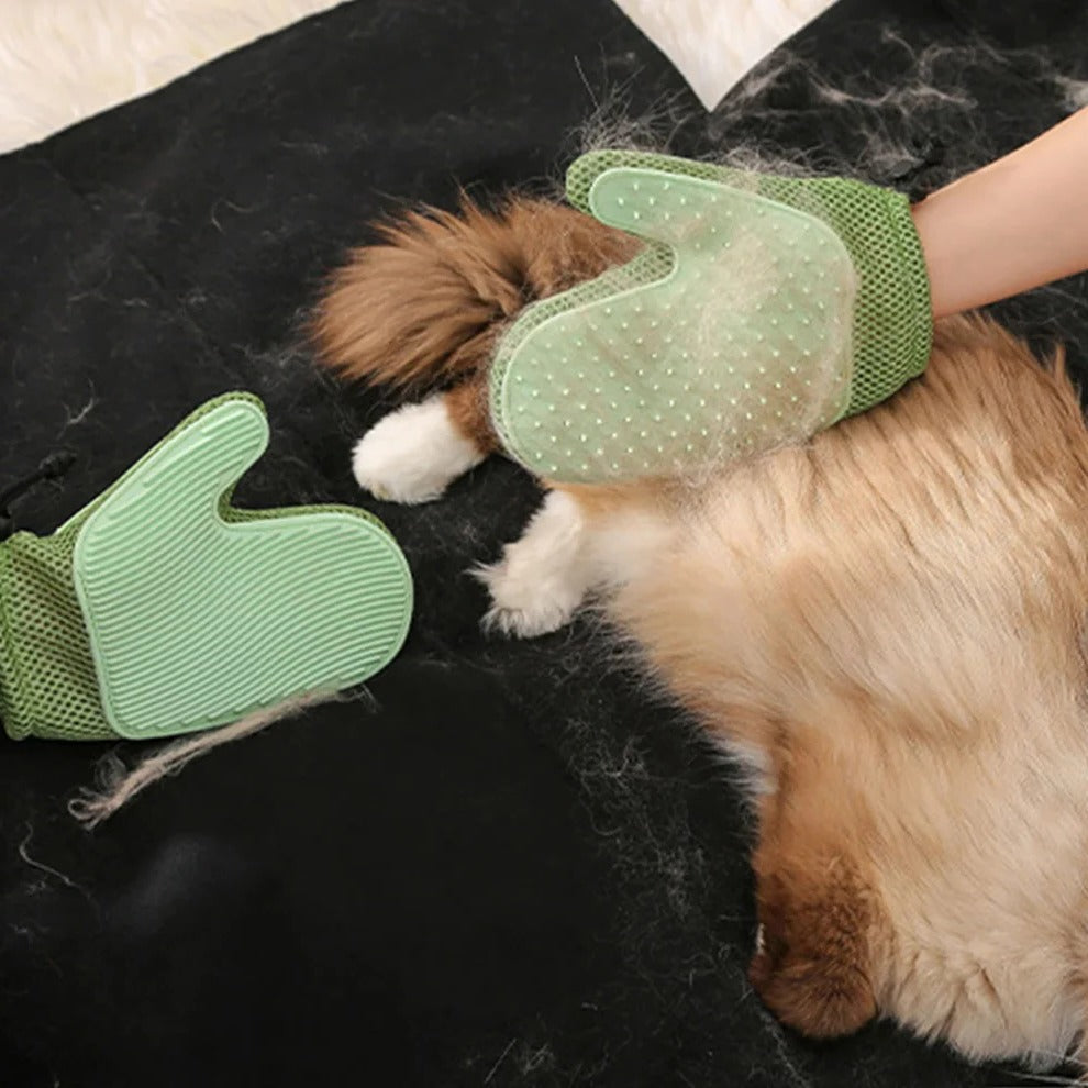 Dual-Sided Cat Grooming Glove for Easy Fur Removal