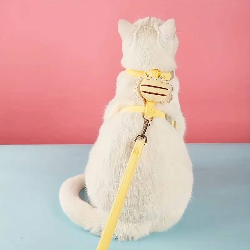 Adjustable Cat Collar and Harness Set for Comfort and Safety