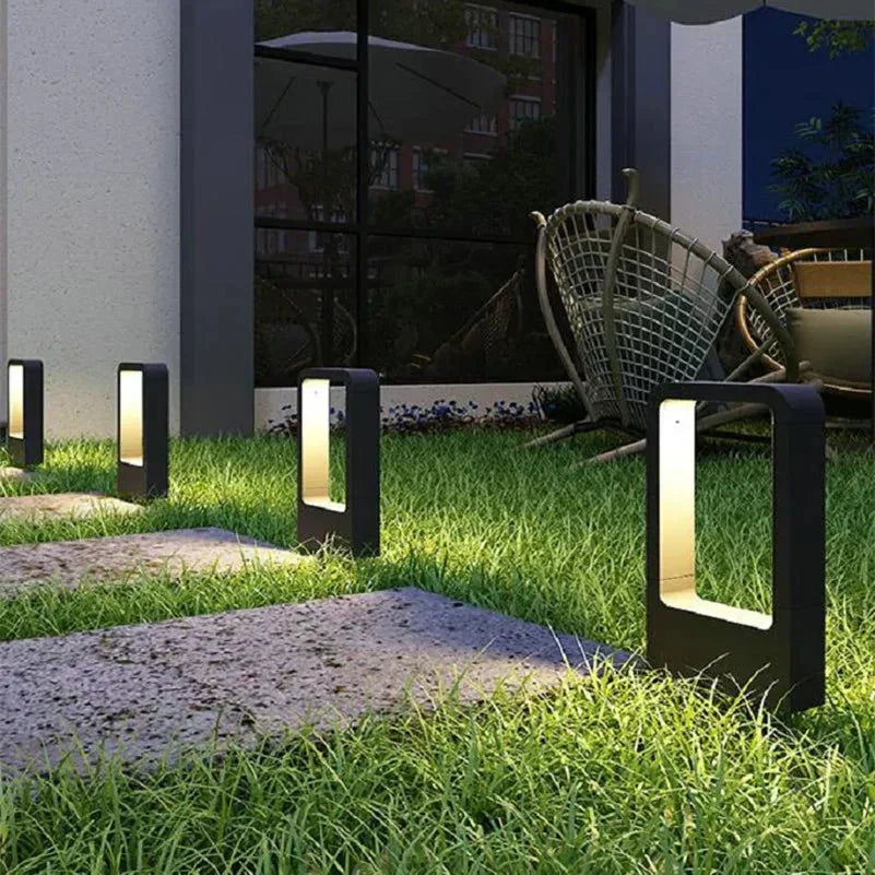 Elegant Aluminum Outdoor Floor Lamp for a Luxurious Shine-Orizon Depot