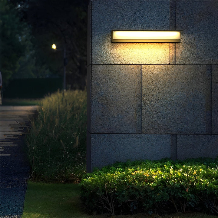 Modern Waterproof LED Outdoor Strip Light