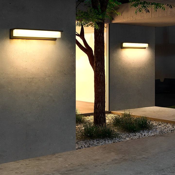 Modern Waterproof LED Outdoor Strip Light