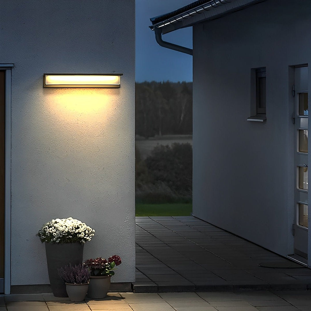 Modern Waterproof LED Outdoor Strip Light