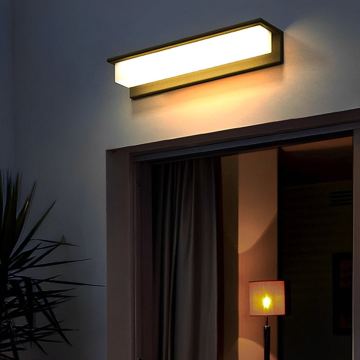 Modern Waterproof LED Outdoor Strip Light