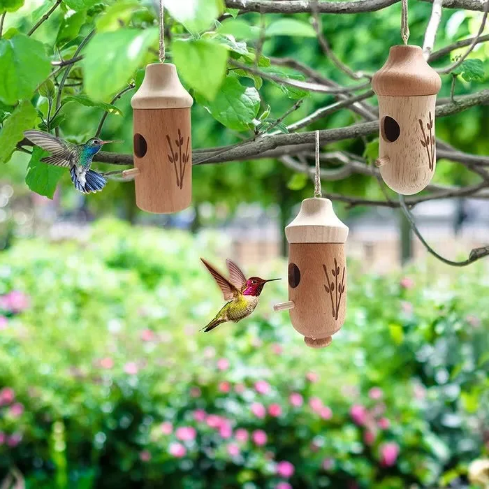 Wooden Hummingbird House - Perfect Gift for Nature Enthusiasts