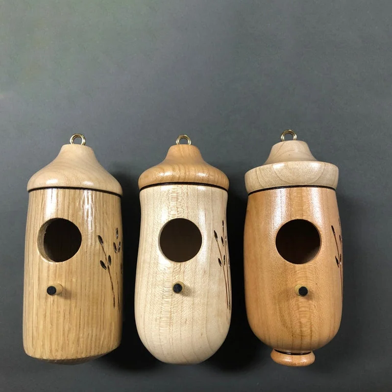 Wooden Hummingbird House - Perfect Gift for Nature Enthusiasts