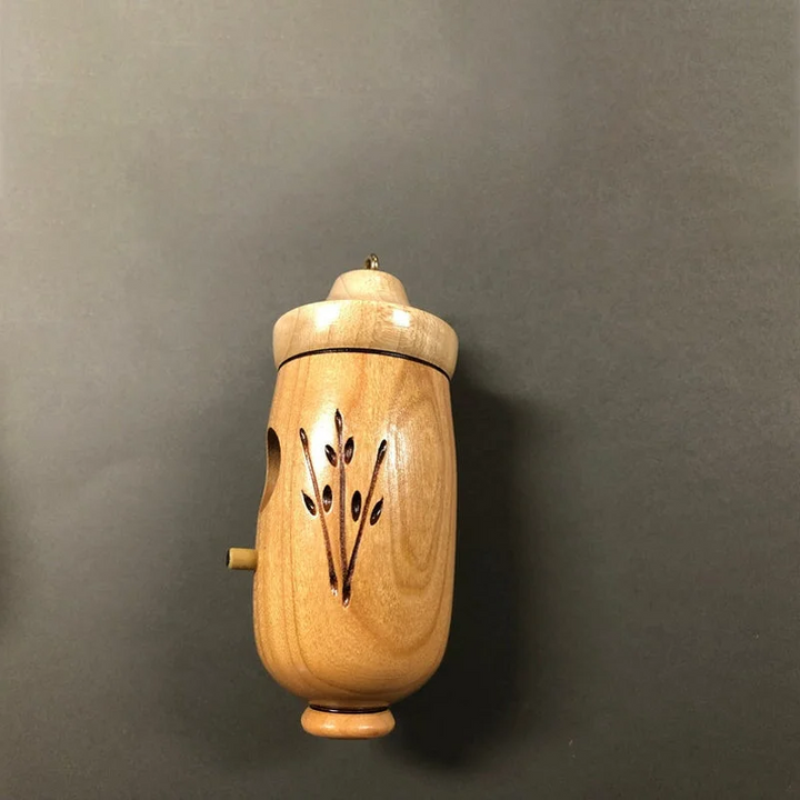 Wooden Hummingbird House - Perfect Gift for Nature Enthusiasts