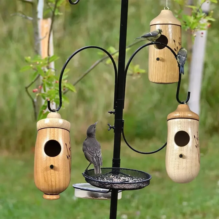 Wooden Hummingbird House - Perfect Gift for Nature Enthusiasts